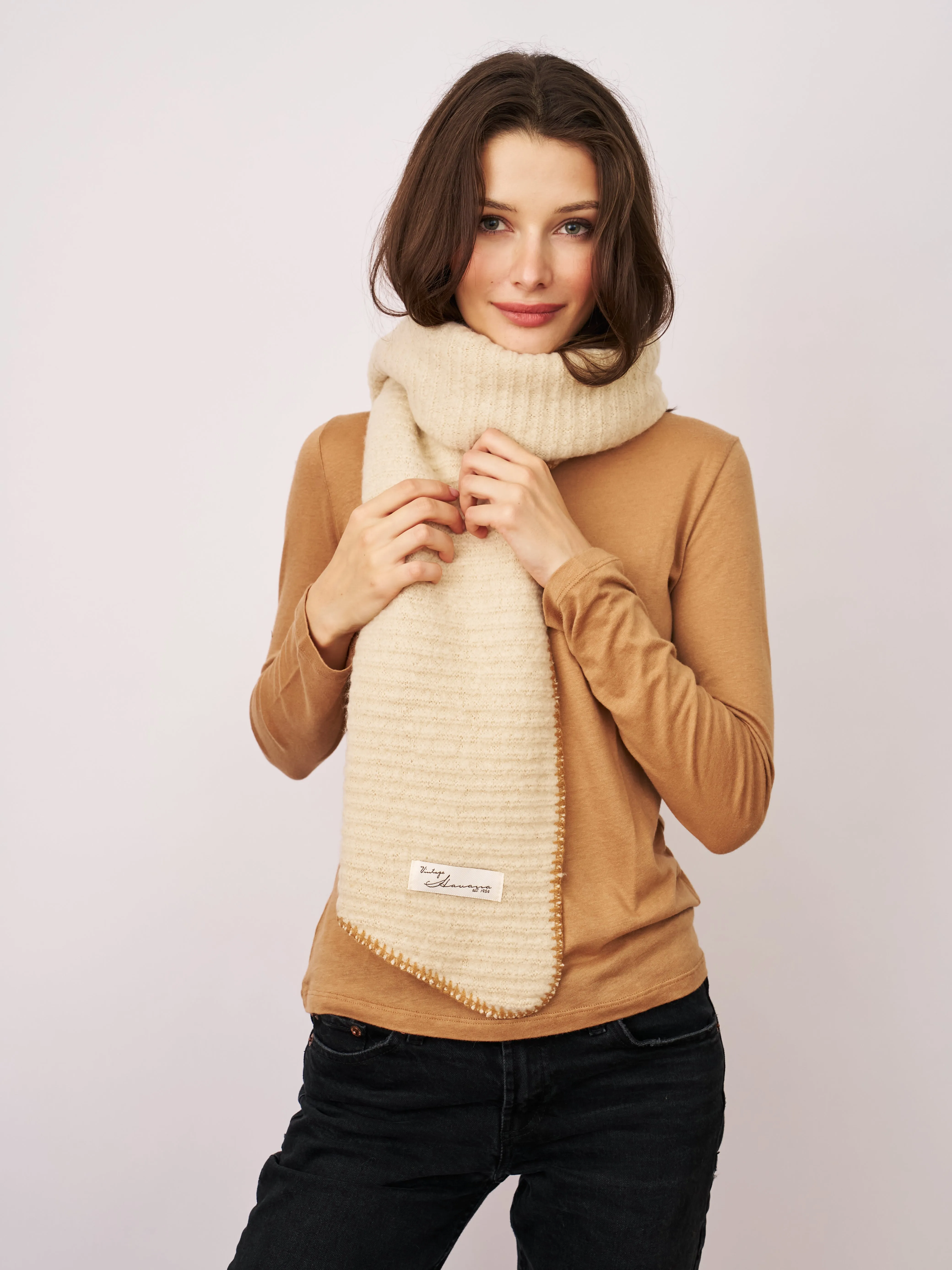 BLANKET STITCH KNIT SCARF - IVORY/WHEAT