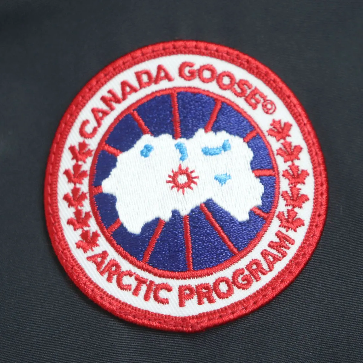 Canada Goose Chateau Parka XS Navy Men's Jacket