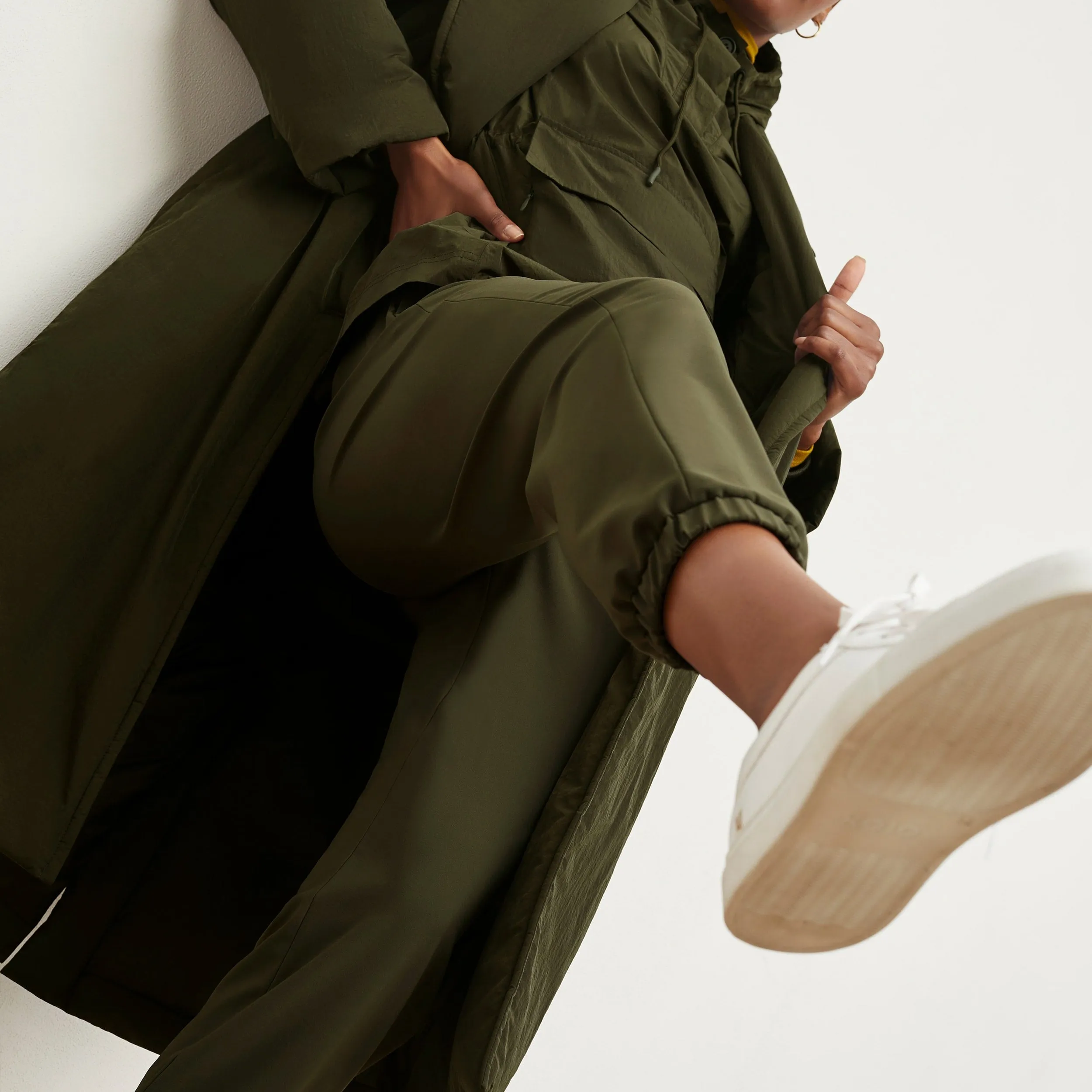 Delaney Jogger - OrigamiTech :: Olive