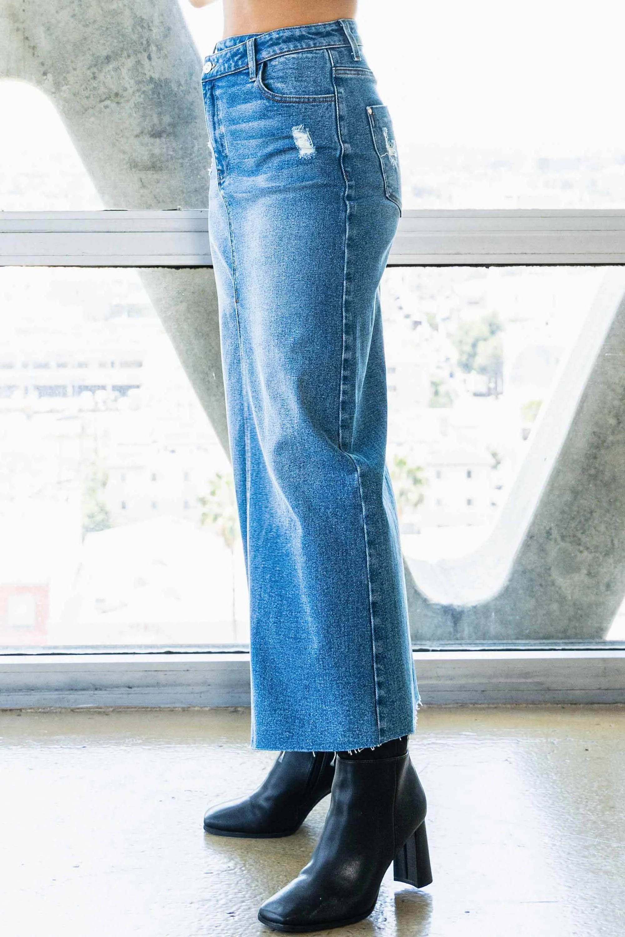 Essential Denim Crossed Waist Column Skirt