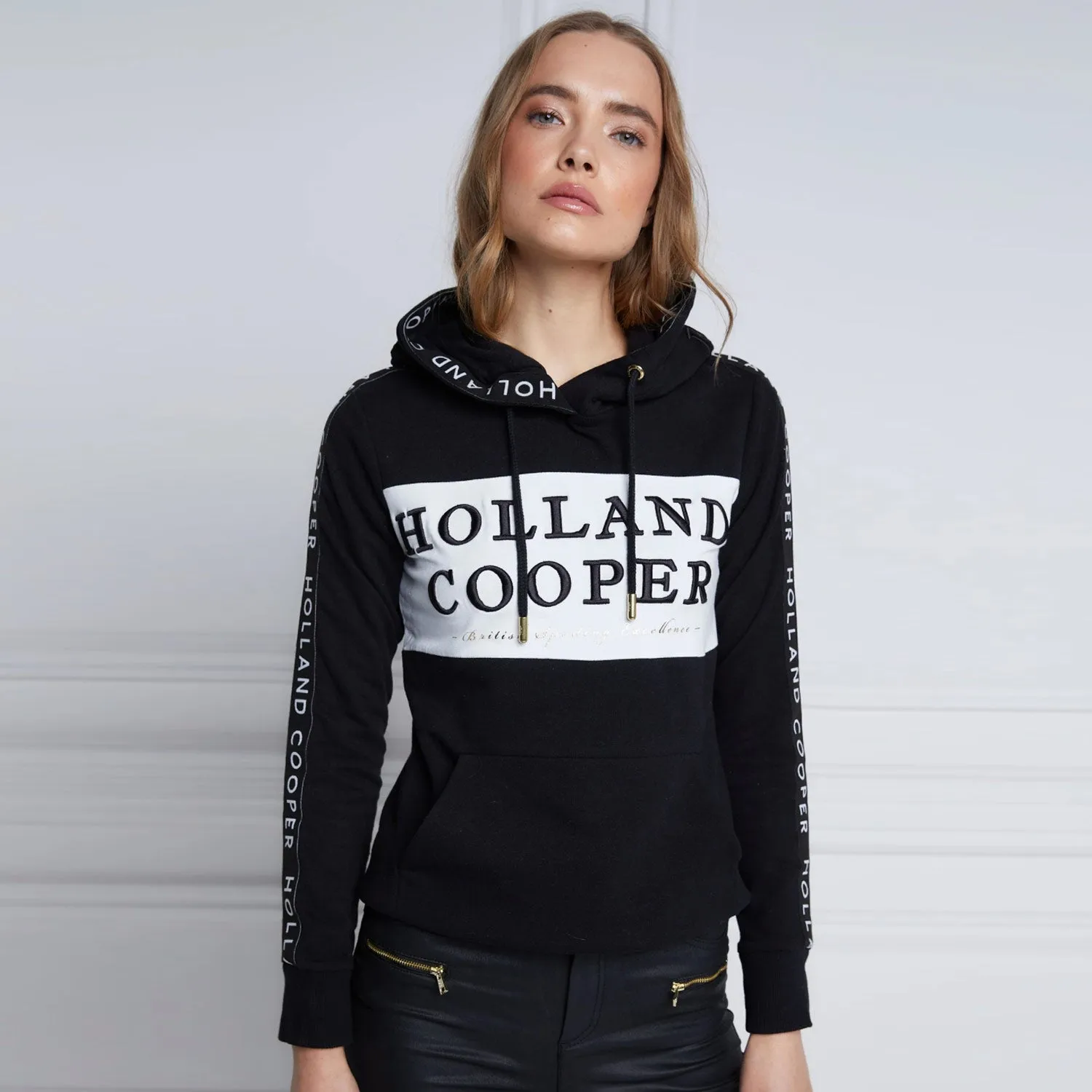 Holland Cooper Deluxe Ladies Hoodie Sweat Top in Black & White