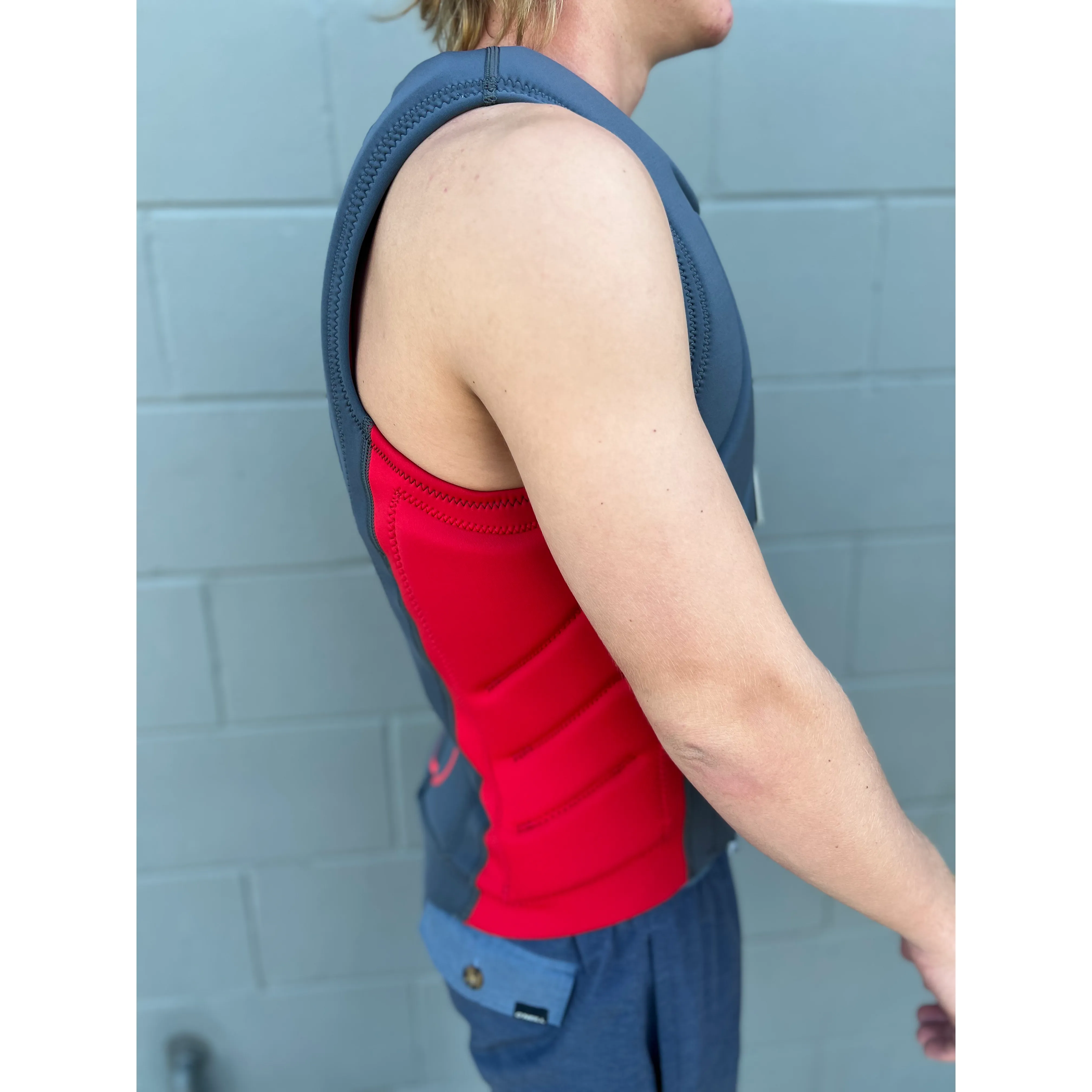 ONeill Slasher Comp Vest Graphite/Red