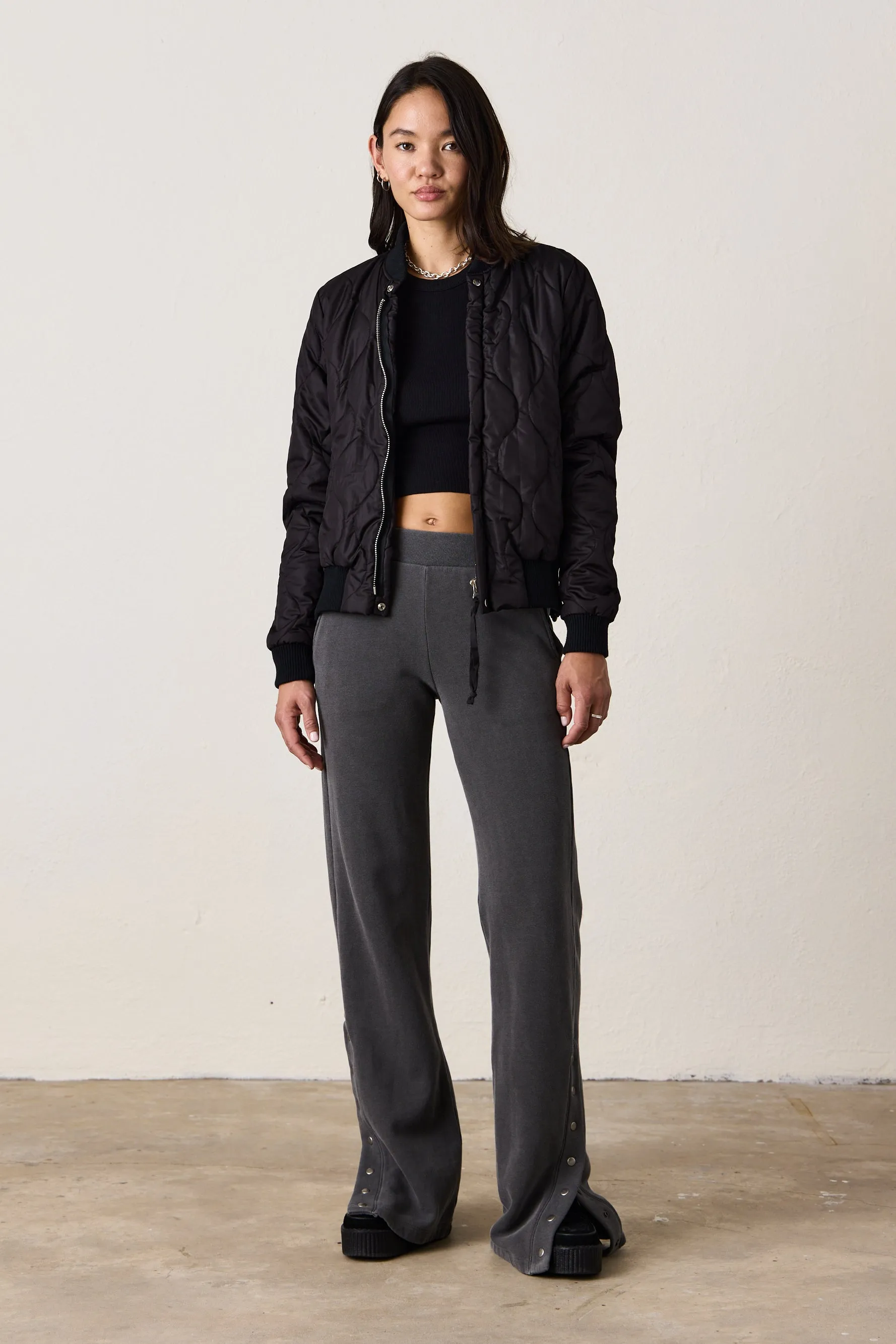 RAMONA WARMUP SWEATPANT / FADED BLACK