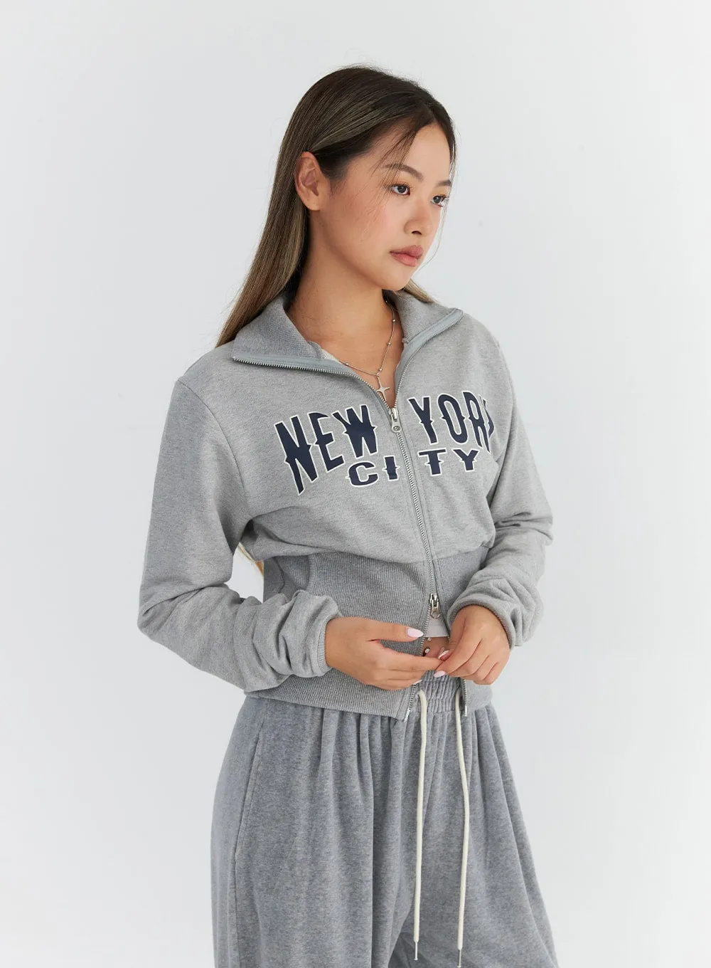 Wide Collar Zip Up Sweatshirt CO311